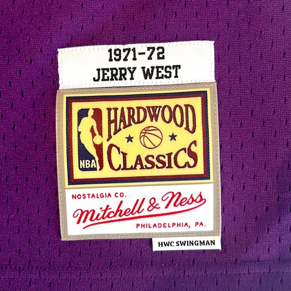 Los Angeles Lakers Jerry West Mitchell and Ness Swingman Jersey 1971-1972 - Picture 5 of 7